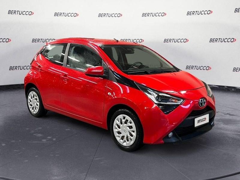 Toyota Aygo 2ª serie Connect 1.0 VVT-i 72 CV 5 porte x-play