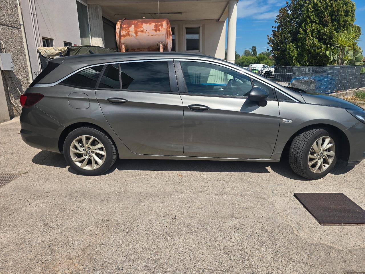 Opel Astra 1.6 CDTi 136CV aut. Sports Tourer Dynamic