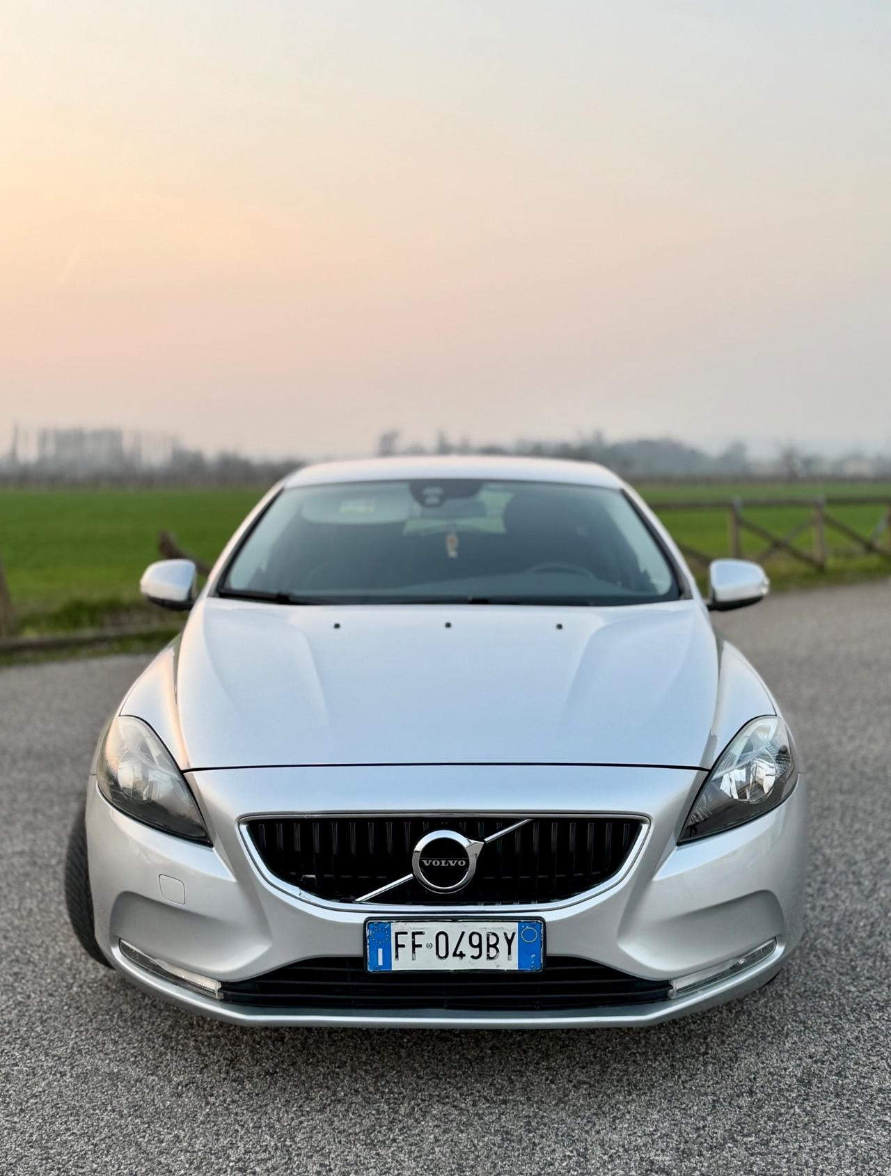 Volvo V40 D2 Geartronic Kinetic N1