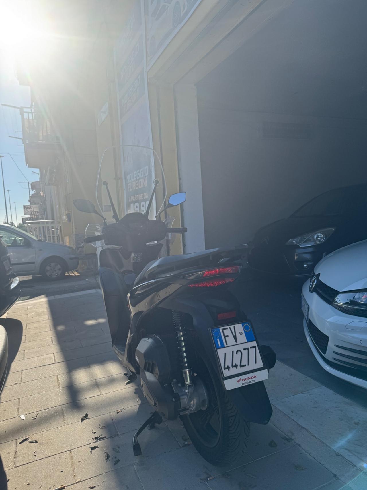 Honda SH 125 Sport