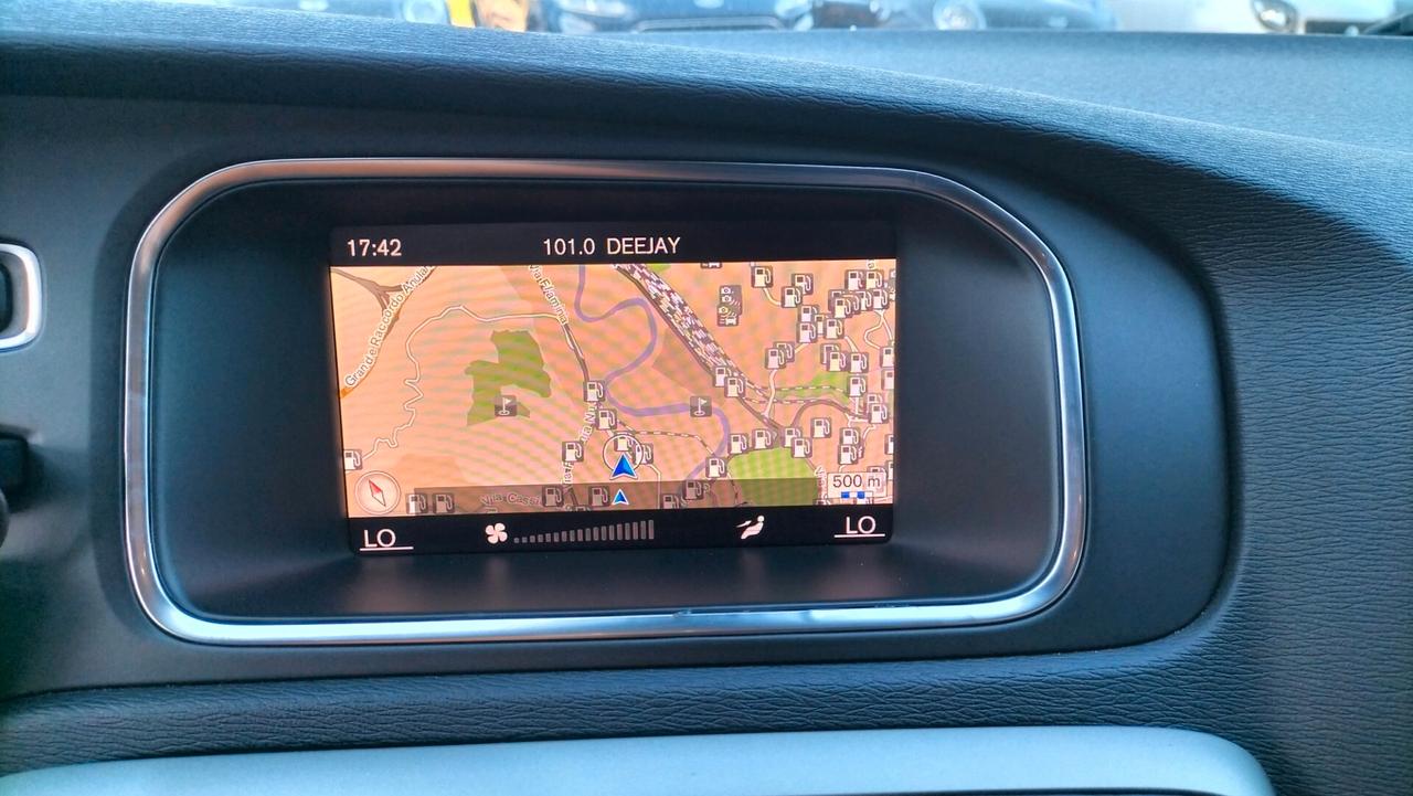 Volvo V40 D2 Momentum **130000KM** PREZZO REALE
