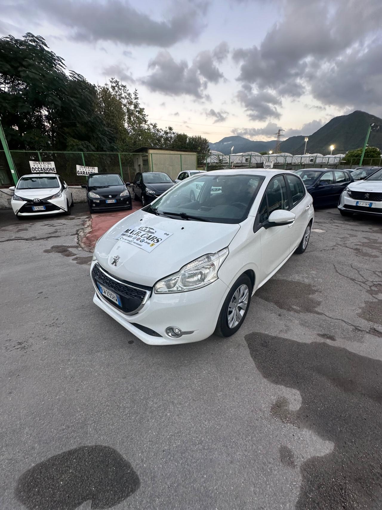 Peugeot 208 PureTech 82 5 porte Allure