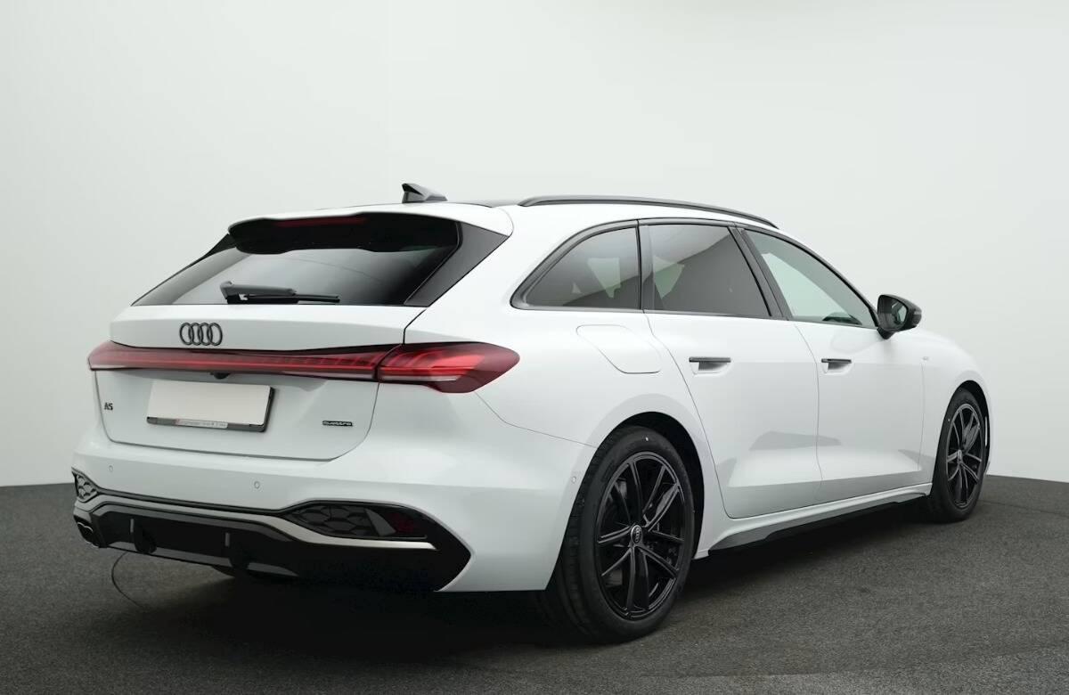 Audi A5 Avant 2.0 tdi mhev S line edition 204cv s-tronic