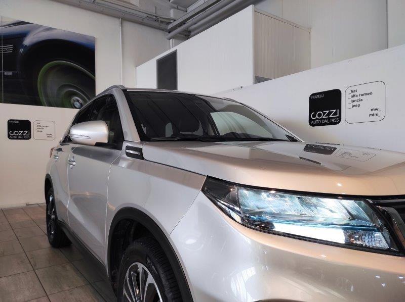 SUZUKI Vitara (2015) - Vitara 1.4 Hybrid Top