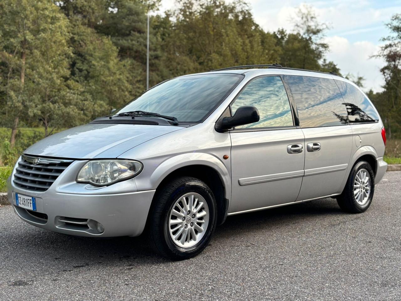 Chrysler Voyager 2.8 CRD LX Leather *Automatik*7Posti*