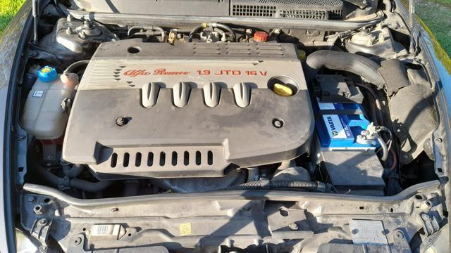 ALFA ROMEO 147 1.9 JTD (120) 5 porte Exclusive