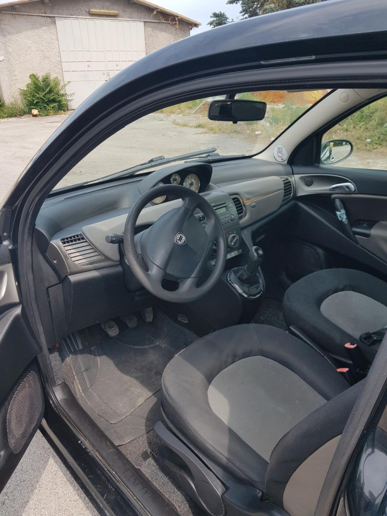 Lancia Ypsilon 1.3 MJT 75 CV 2006