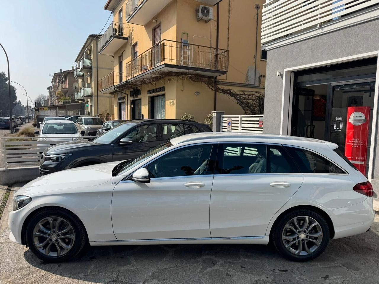 MERCEDES C 220 D S.W. AUTO SPORT