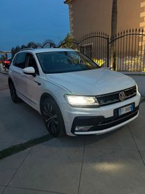 Volkswagen Tiguan 2.0 BiTDI SCR DSG 4MOTION Executive R-Line BMT