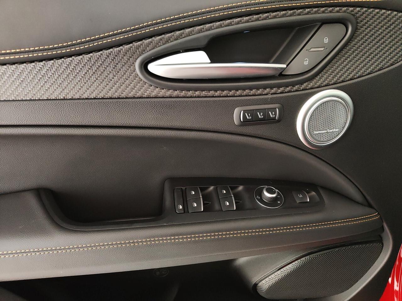 Alfa Romeo Stelvio 2.9 Bi-Turbo V6 520 CV AT8 Q4 Quadrifoglio