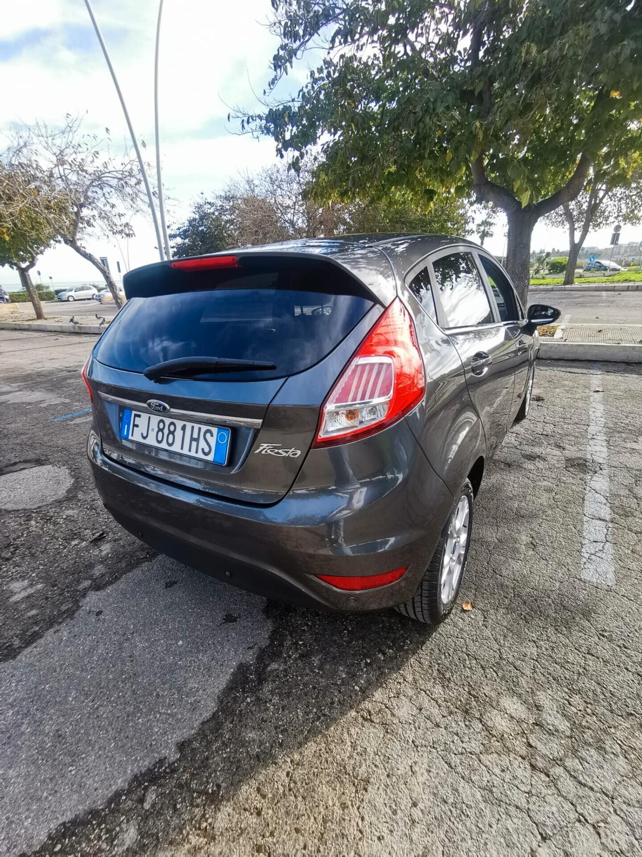 Ford Fiesta 1.4 5p. Bz.- GPL Titanium - 2017