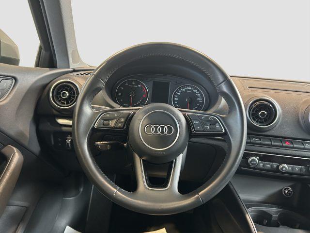 AUDI A3 A3 SPB 35 TFSI COD Business