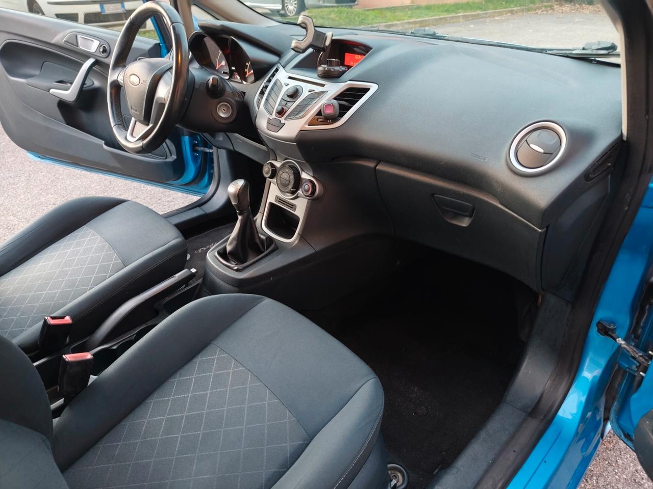 Ford Fiesta 1.2 Benz Titanium euro 5 60CV