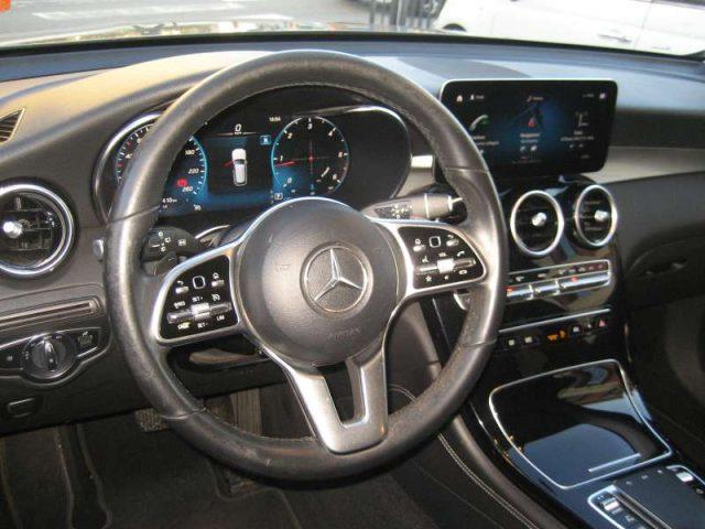 MERCEDES-BENZ GLC 220 D 4MATIC SPORT