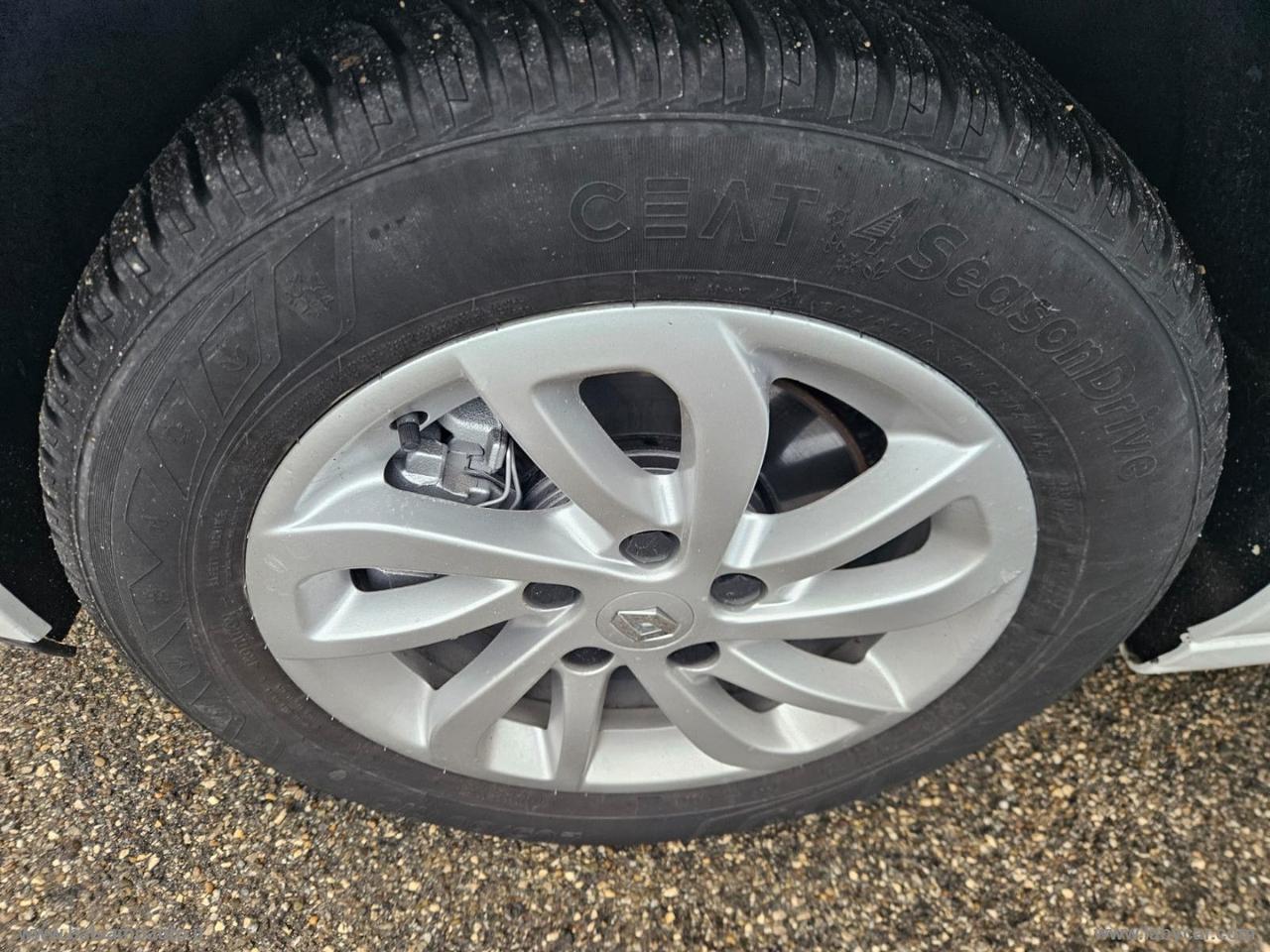 RENAULT Scénic XMod 1.5 dCi 110 CV Limited