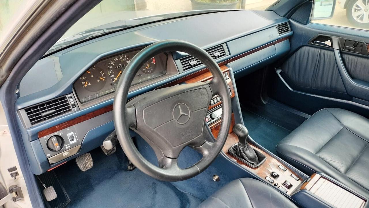 Mercedes-benz E-Series E 200 cat Cabriolet