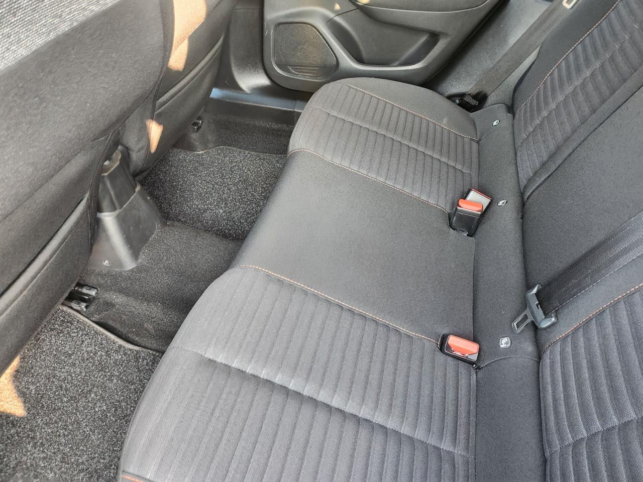 Peugeot 2008 BlueHDi 110 S&S Allure Pack