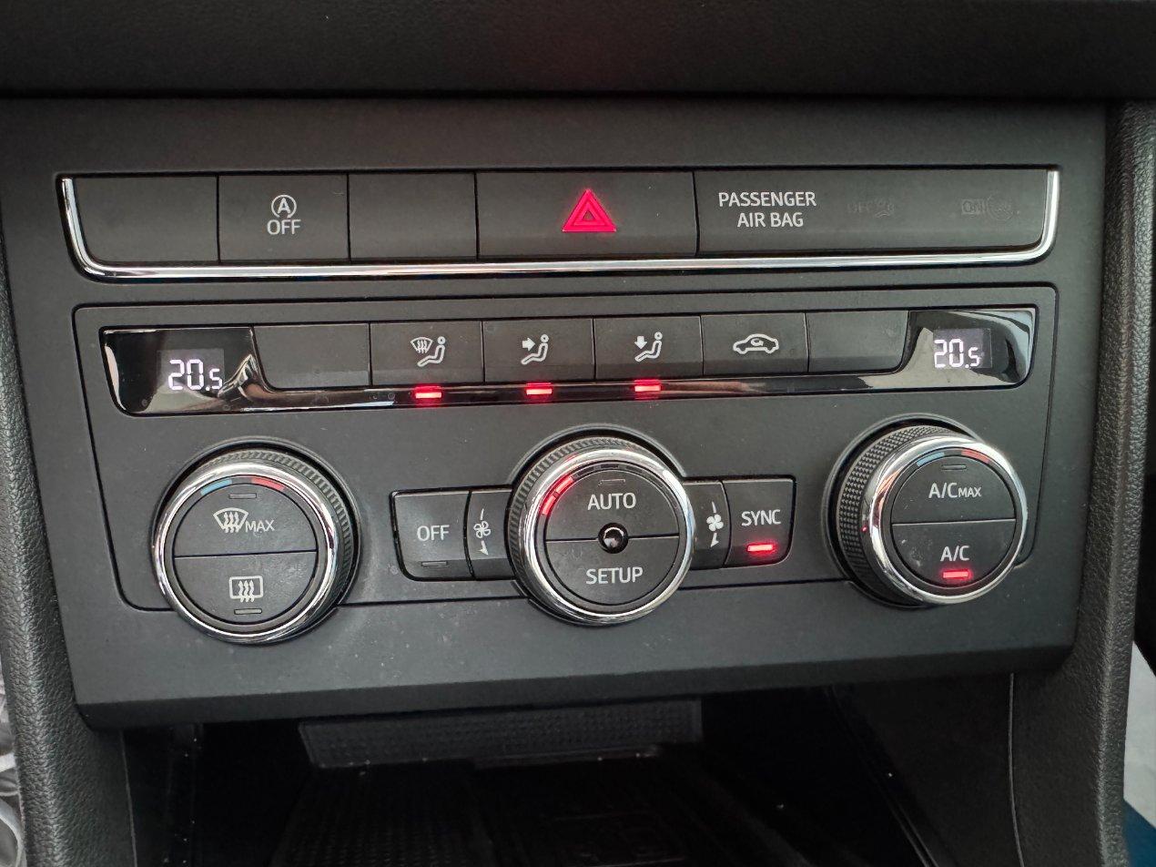 Seat Leon ST Sw 1.4 tgi Style 110cv Navi Led Uniprop Full