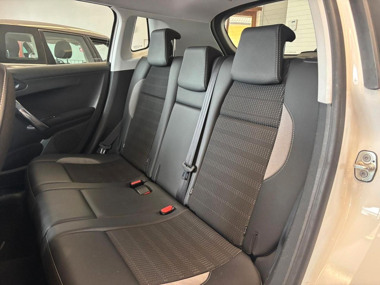 Peugeot 2008 -ANNO 2015 1.6 99 CV 177400 KM OK NEOPATENTATI!