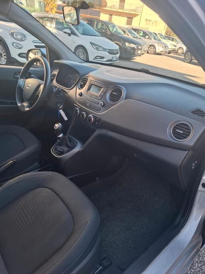 Hyundai i10 1.0 MPI - 2018