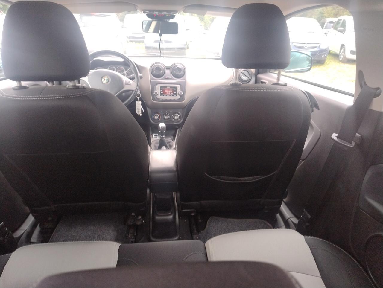Alfa Romeo MiTo 1.3 JTDm 85 CV S&S Distinctive