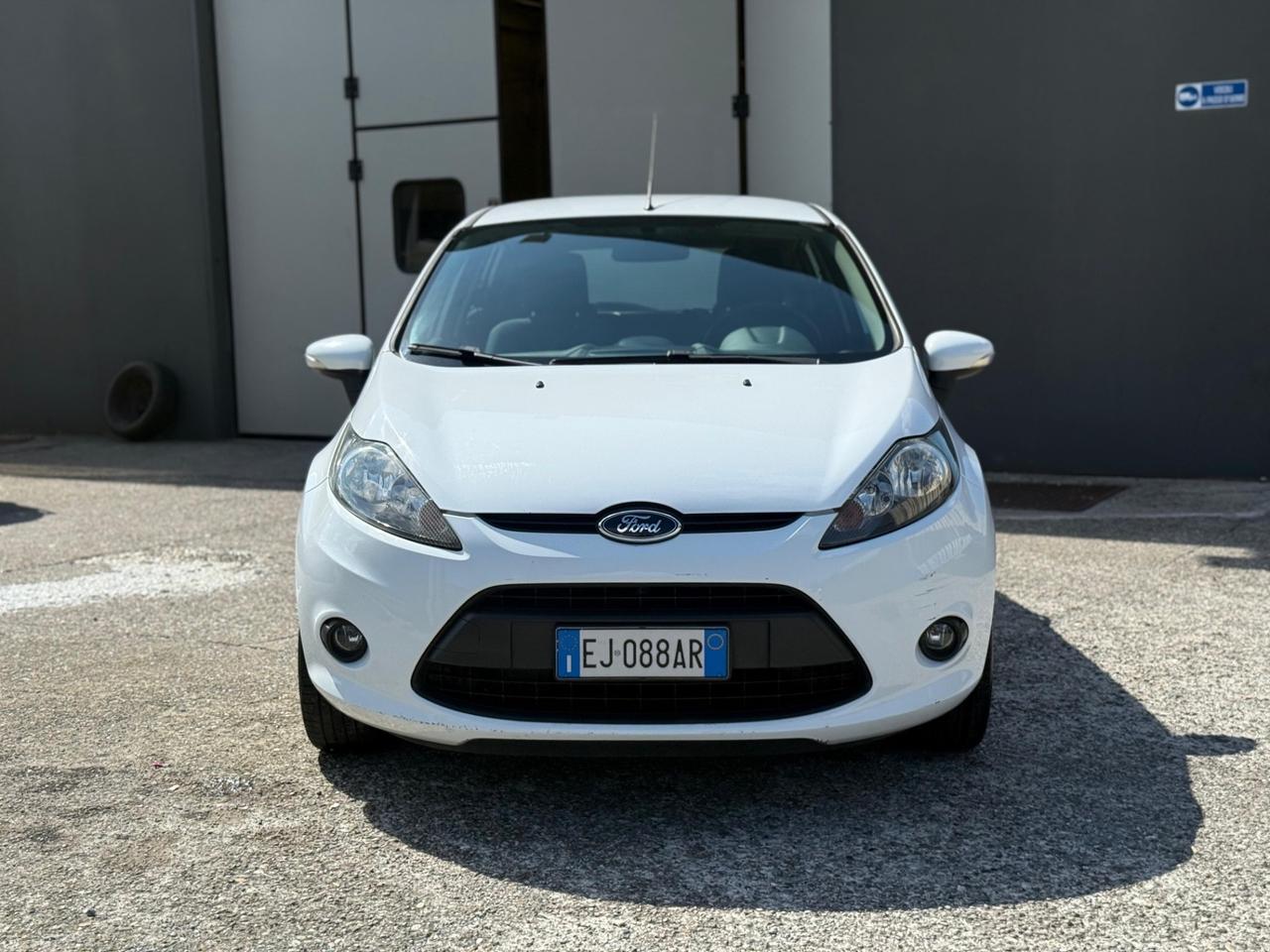 Ford Fiesta Titanium 1.2 benz gpl km 165.000 anno 2011