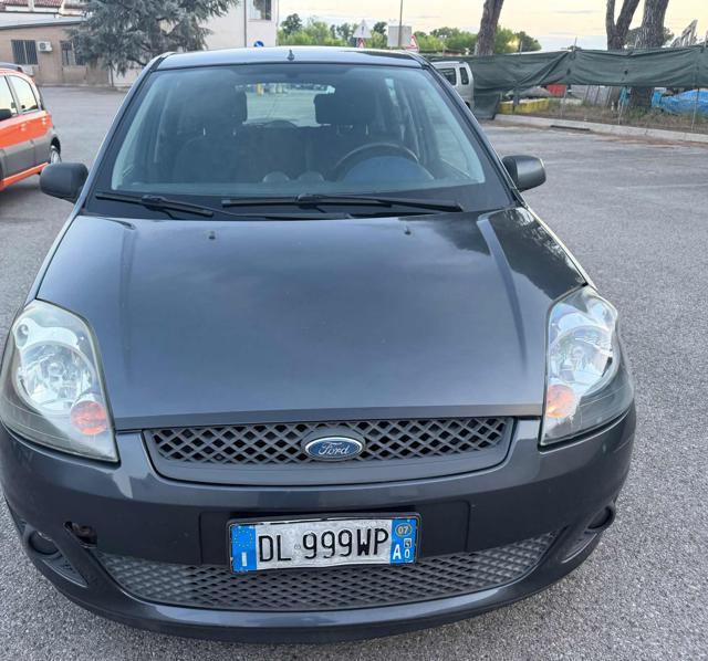FORD Fiesta 1.2 16V 5p. Ghia senza nessun lavoro da fare
