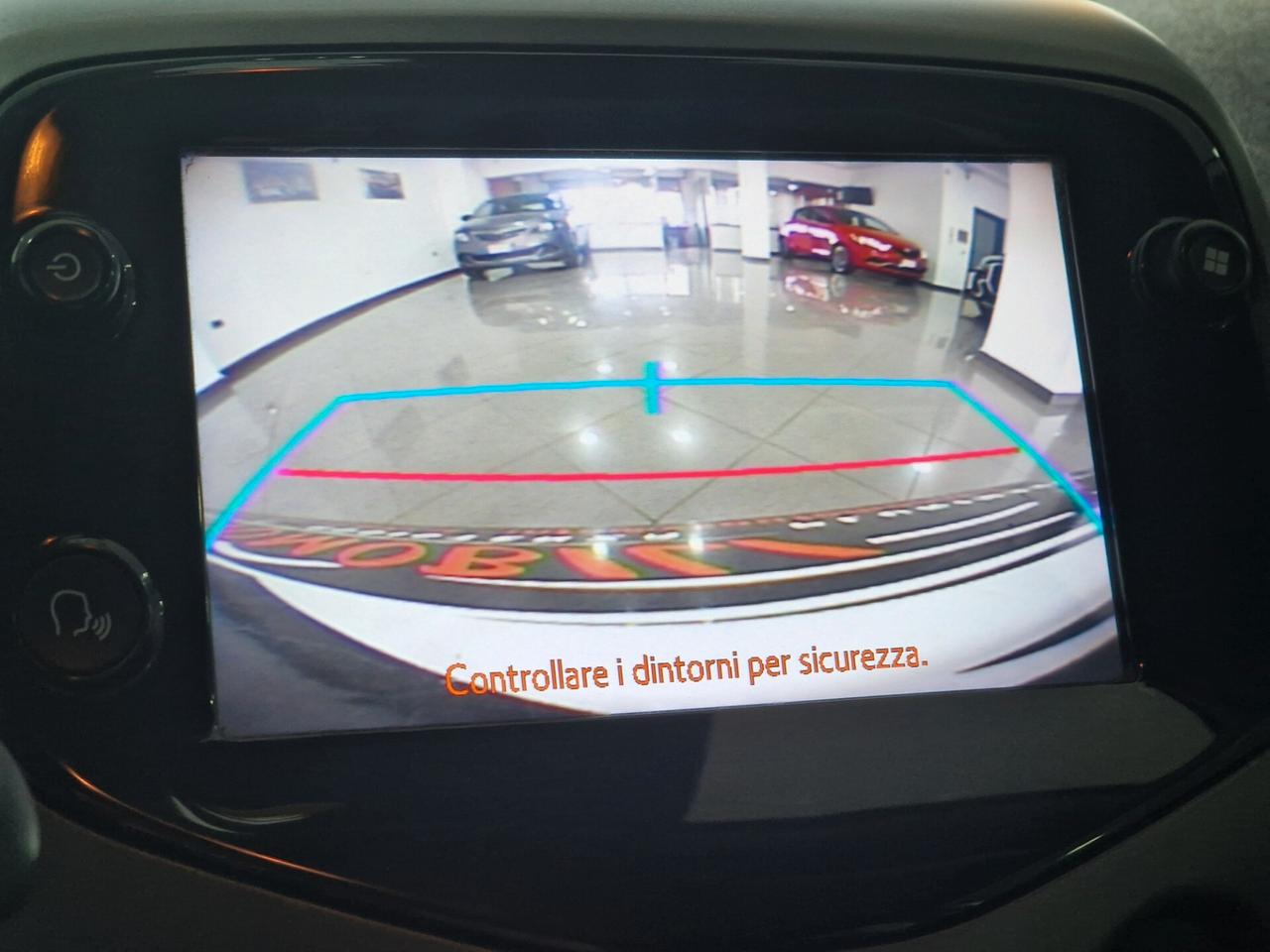 Toyota Aygo 1.0 VVT-i 72 CV 5 porte x-play MMT
