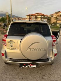 Toyota RAV 4 RAV4 Crossover 2.2 D-4D 150 CV DPF Exclusive
