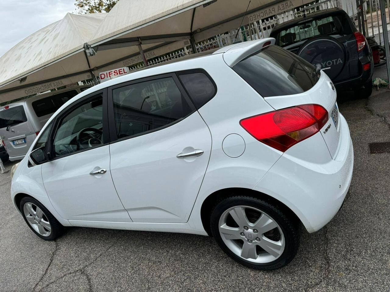 Kia Venga 1.6 CRDi VGT TX