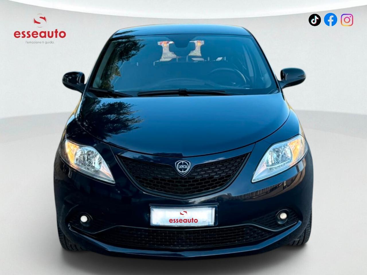 Lancia Ypsilon 1.0 FireFly 5 porte S&S Hybrid Ecochic Gold
