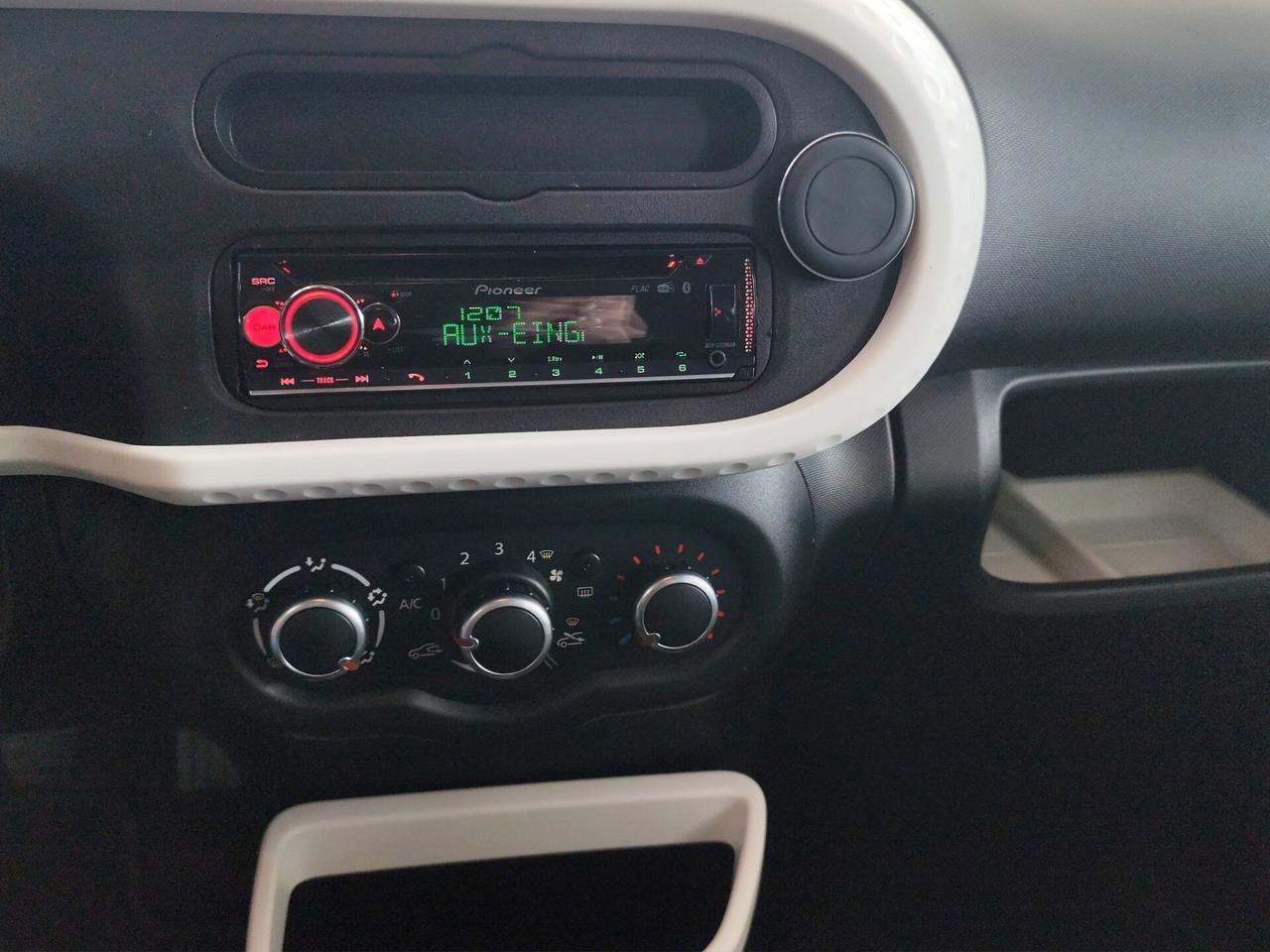 RENAULT Twingo 3ª serie Twingo SCe Zen