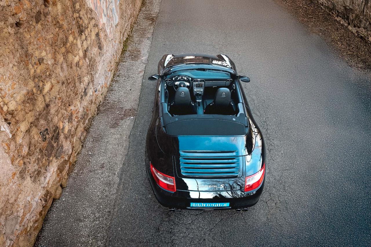 Porsche 911 Carrera S Cabriolet
