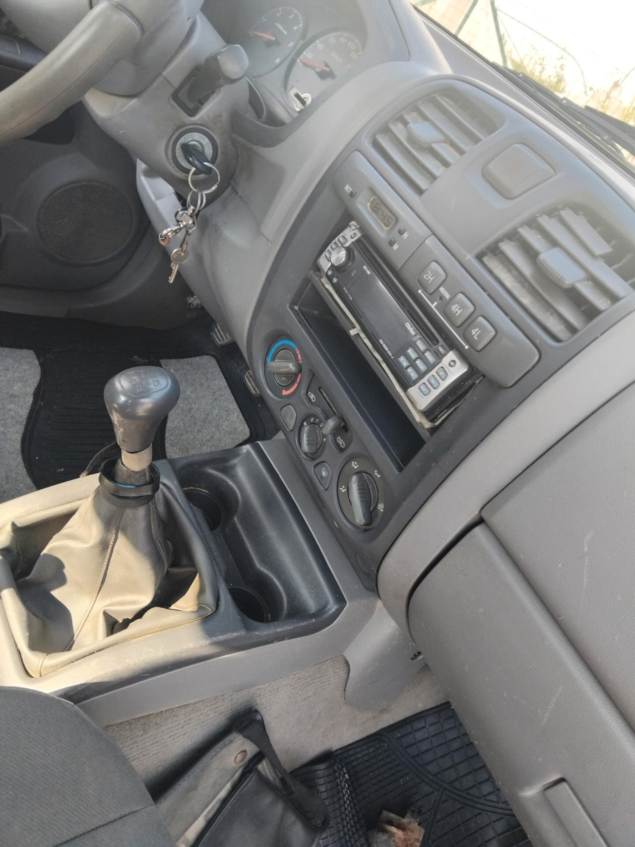Isuzu D-Max 2.5 TD cat Space Cab 4WD Pick-up LS