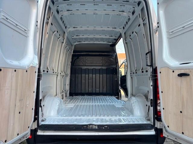 IVECO DAILY 35 S12 L2 H2 (SOLO 37.000 km)
