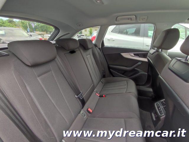 AUDI A4 Avant TDI business advance S tronic 163CV