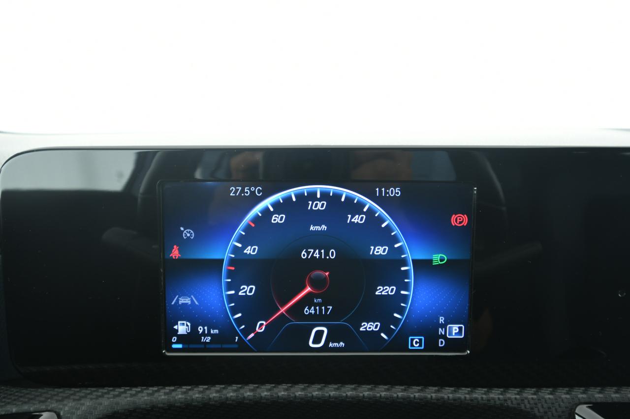 Mercedes-Benz A 180 d Business auto NEOPATENTATI+CAMERA+LED