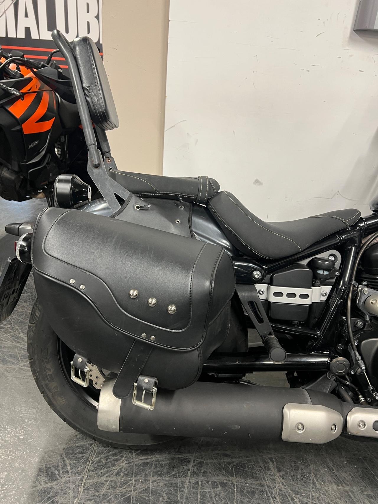 Yamaha XV 950