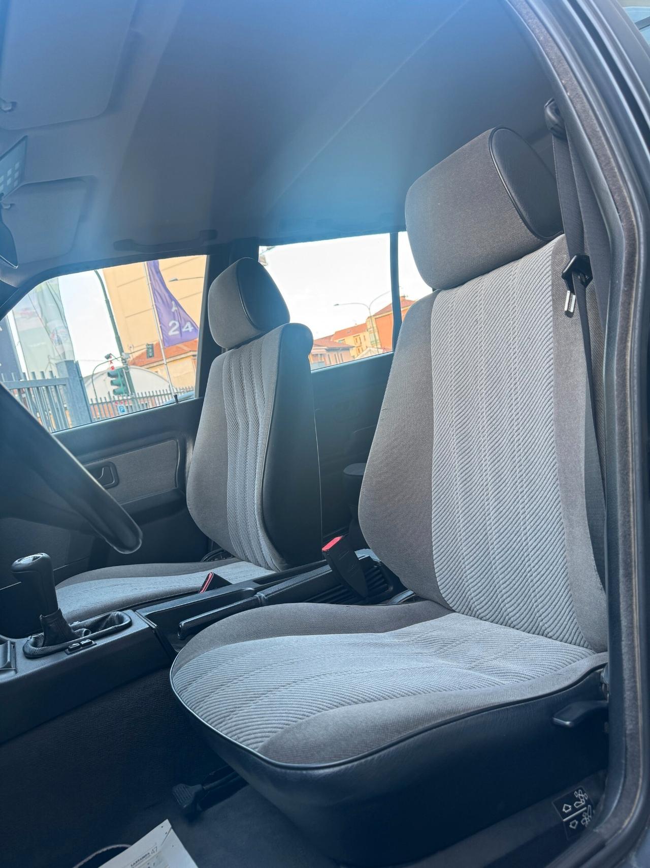 Bmw E30 320i Touring 6 cilindri UNICOPROPRIETARIO