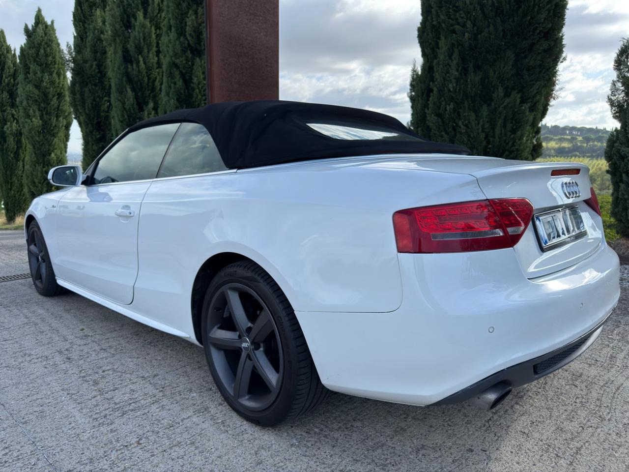 Audi A5 Cabrio 2.0 TFSI 211 CV quattro S tronic Business