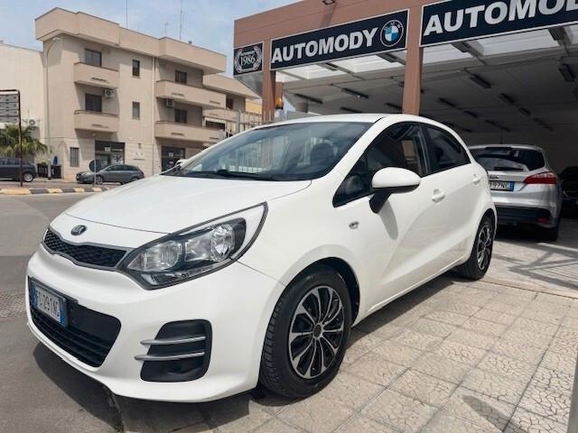 Kia Rio 1.1 CRDi 5p. Cool OK NEOPATENTATI !!
