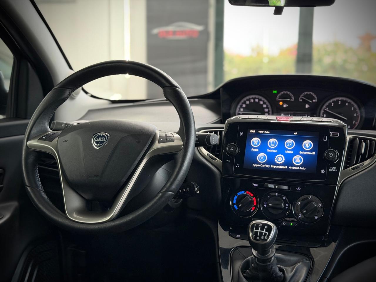 Lancia Ypsilon 1.0 FireFly 5 porte S&S Hybrid Gold