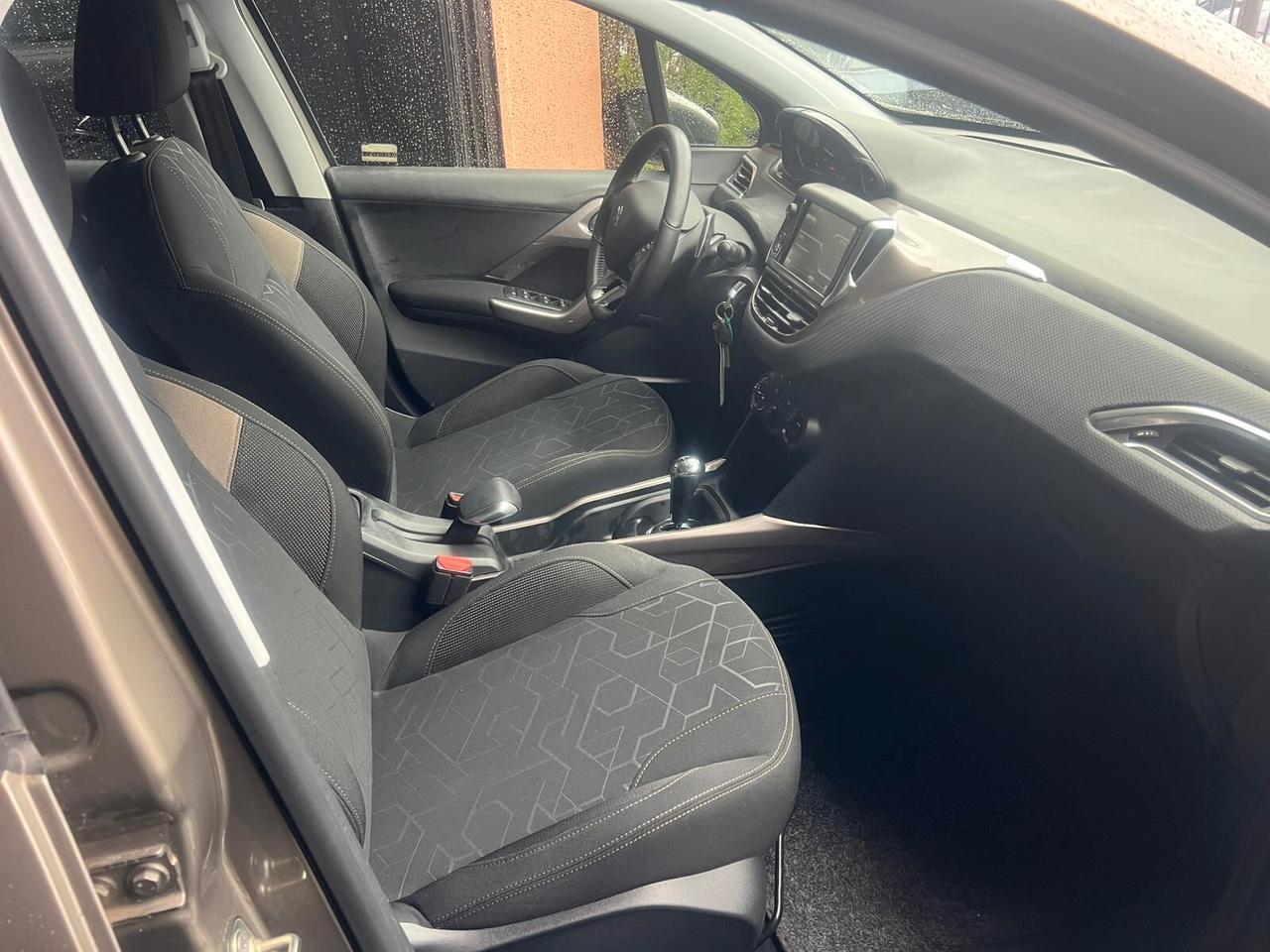 Peugeot 2008 1.6 e-HDi 92 CV Stop&Start robotizzato Allure