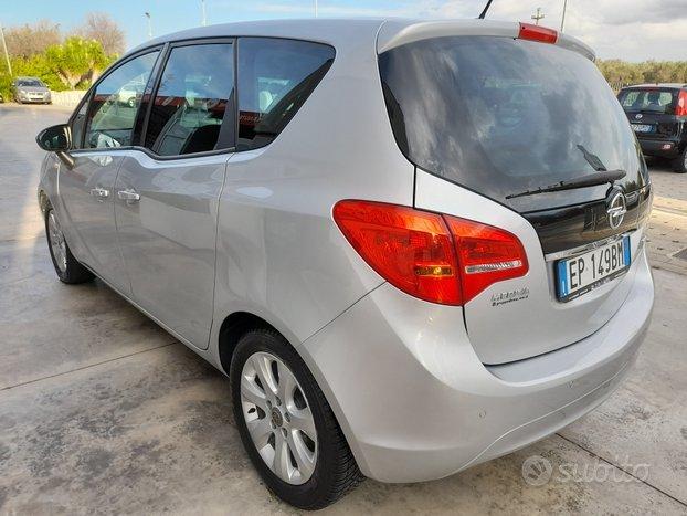 OPEL Meriva 1.3 CDTI COSMO