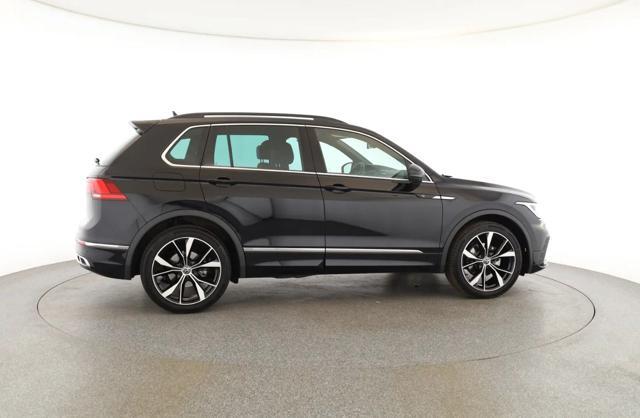 VOLKSWAGEN Tiguan 1.5 TSI 150cv DSG R-Line LED/Tetto/Navi/Kam/20"