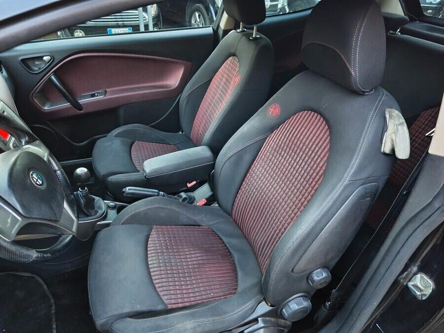 Alfa Romeo MiTo 1.4 T 120 CV GPL Distinctive Sport Pack