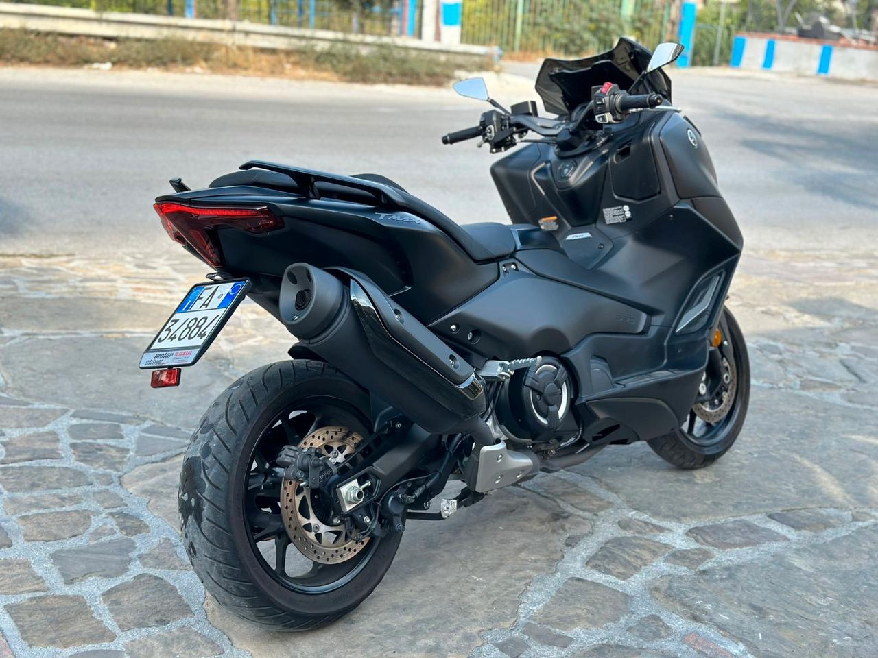 Yamaha T Max 560 TOTAL BLACK