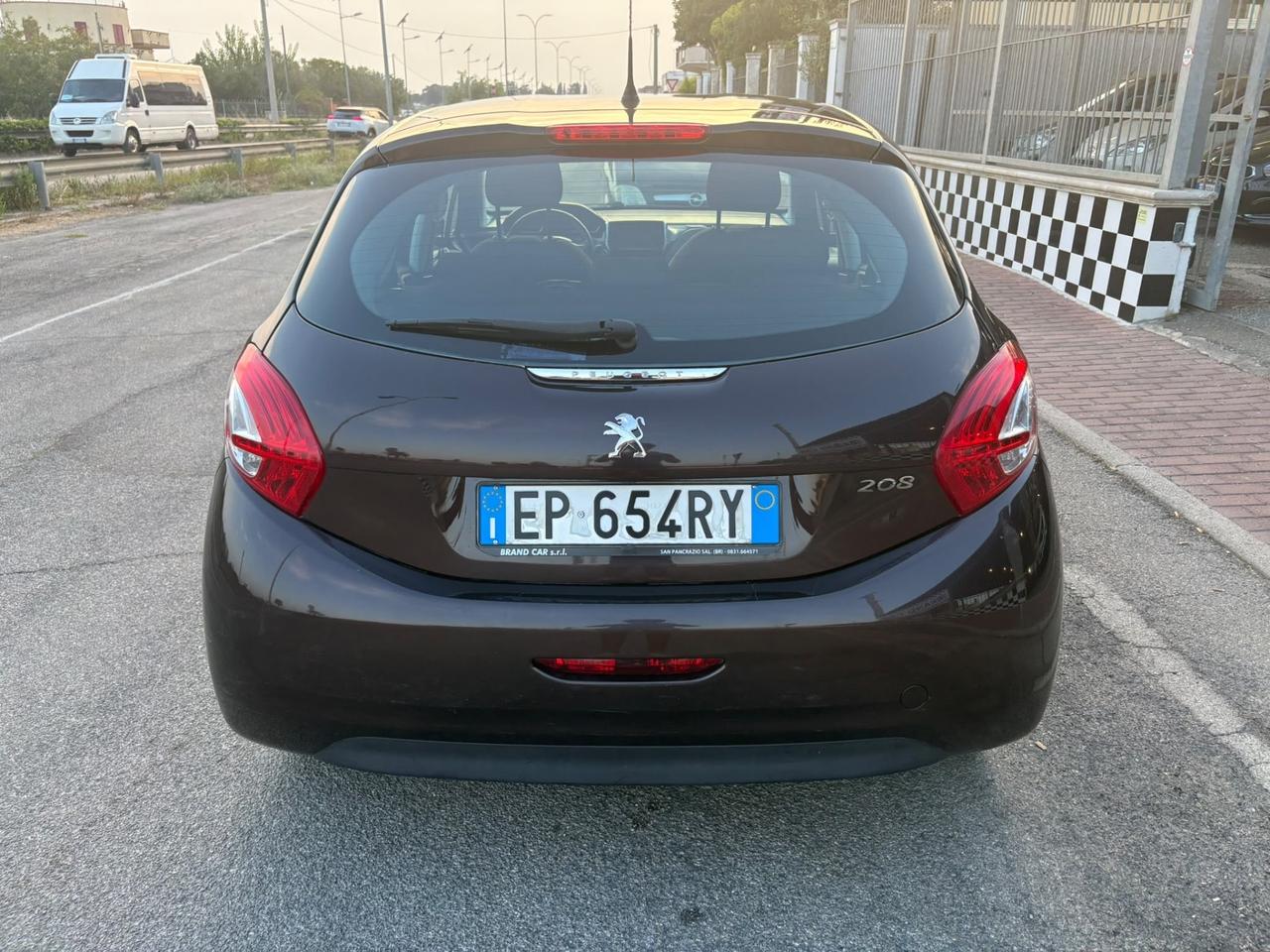 Peugeot 208 1.4 HDi 5 porte Access Unipro 2012