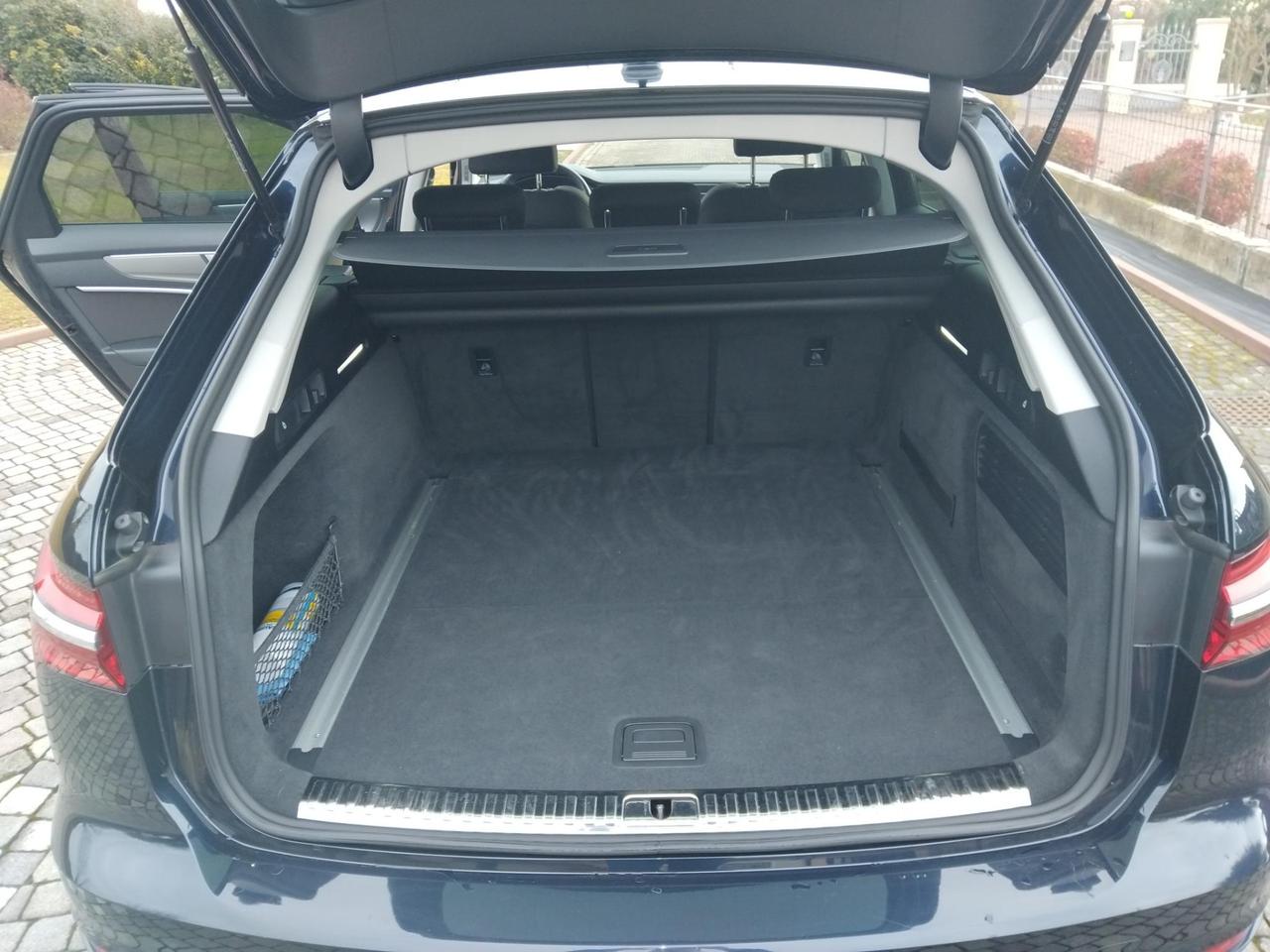 Audi A6 Avant 40 2.0 tdi mhev