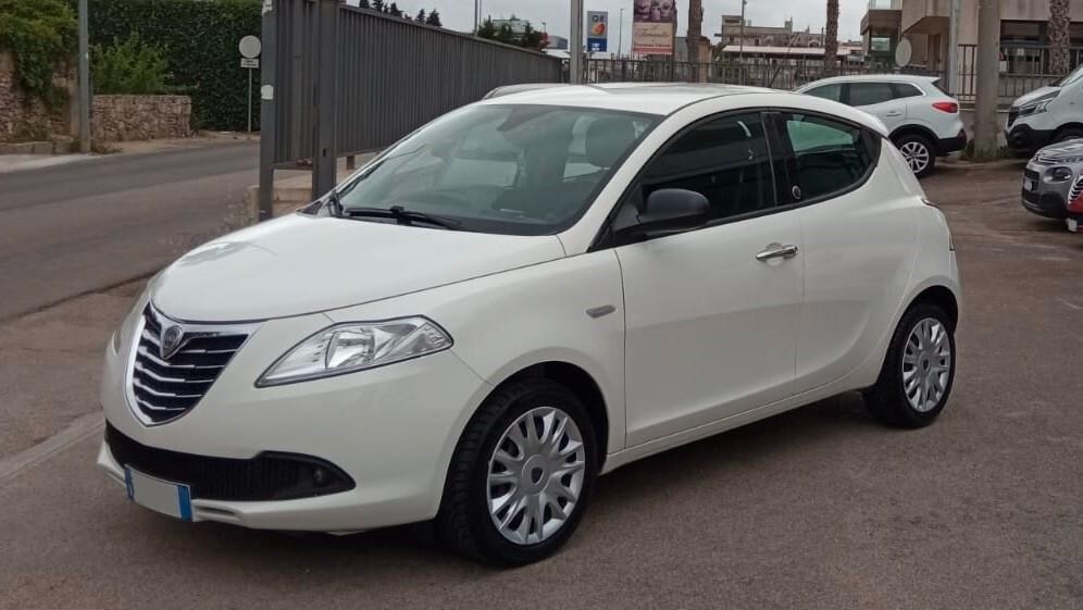 Lancia Ypsilon 1.2 5p. Ecochic Gpl Rinnovato fino al 2033